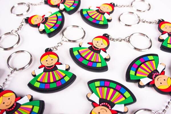 Folkstar -RUBBER KEYCHAIN - LOWICZ GIRL /13590/ 5901845105033